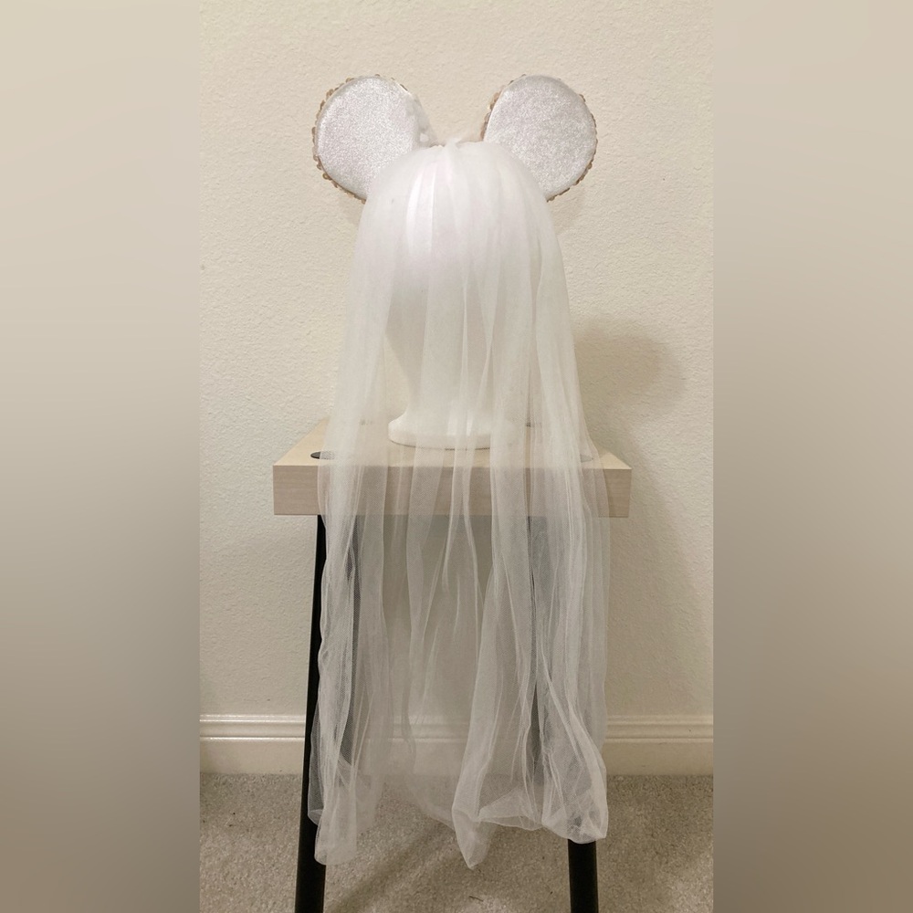 Disney Parks Bridal Minnie Mouse Ears Veil Bride Sequin Headband - Picture 12 of 13